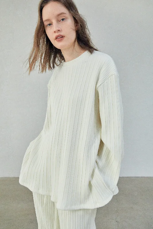 Oversized Comfy Pleat Lounge Top, Eggnog