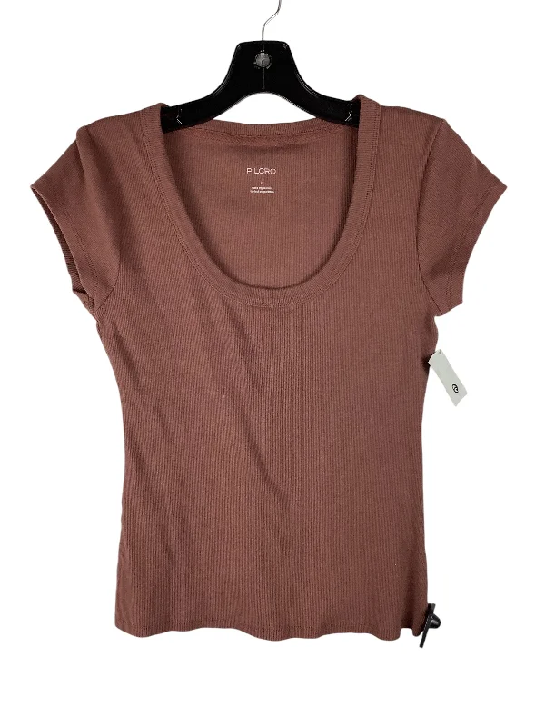 Top Short Sleeve By Pilcro In Brown, Size: L