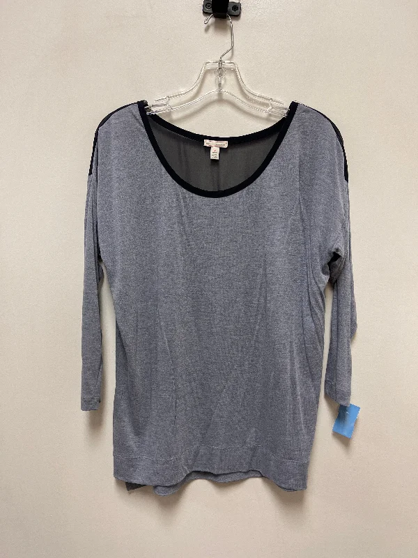 Top Long Sleeve By Gap In Navy, Size: M